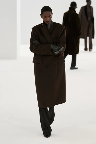 Look 40